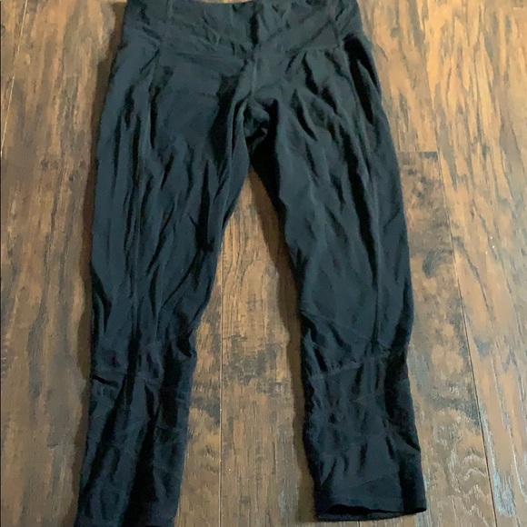 Athleta capris - Picture 1 of 3